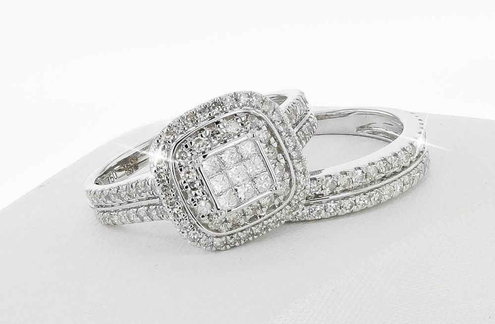 Diamond Engagement Ring CERT107